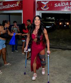 Gracyanne Barbosa na União da Ilha antes de assalto