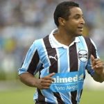 Brum, vice do Grêmio, alfineta Roger Machado no Inter: 'Pra mim, não era ídolo'