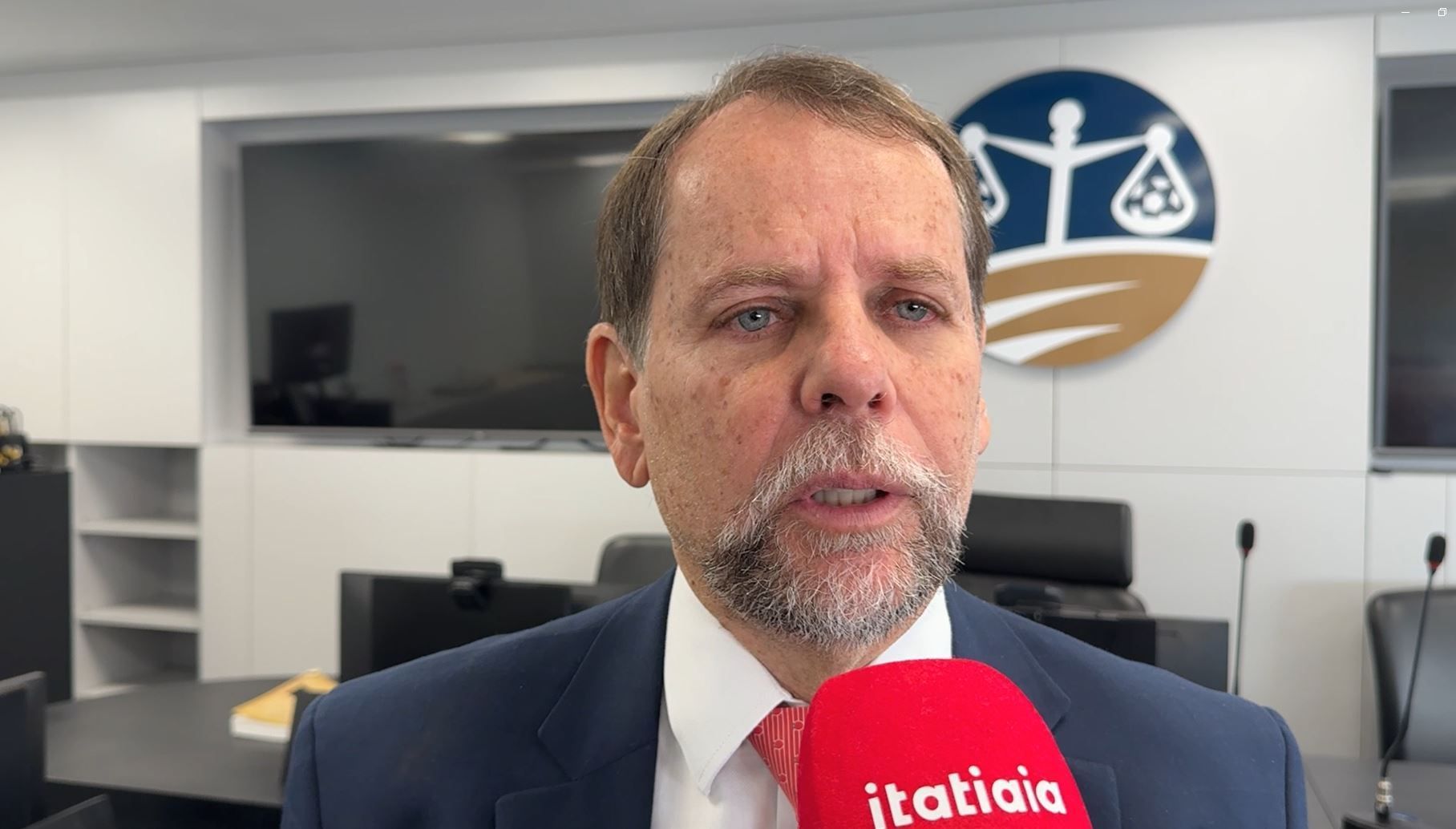 Advogado do Atlético vê 'exagero' em punição do STJD e anuncia decisão
