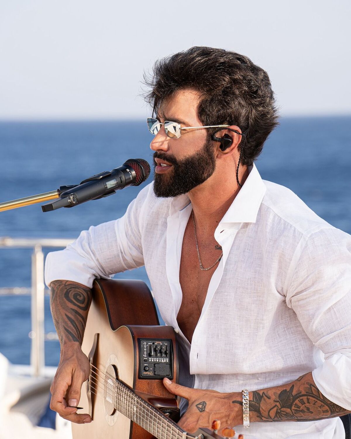 Gusttavo Lima grava especial de Natal com convidados para o SBT