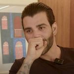 De visual novo, Gusttavo Lima faz aparição surpresa em bar de Patos de Minas; veja