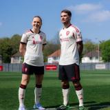 Novos uniformes do Liverpool para a temporada 2025/26