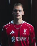 Novos uniformes do Liverpool para a temporada 2025/26