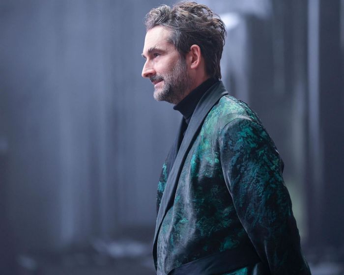 Jay Duplass interpreta Hades