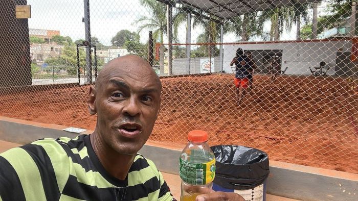 Moacir, ex-Atlético, foi proprietário de uma arena de futevôlei