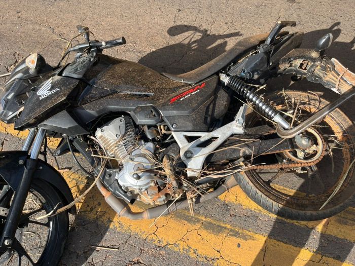 Motocicleta da vítima foi encontrada às margens de rodovia estadual no distrito de Nova Matrona, na zona rural de Salinas, Motocicleta da vítima foi encontrada às margens de rodovia estadual no distrito de Nova Matrona, na zona rural de Salinas,