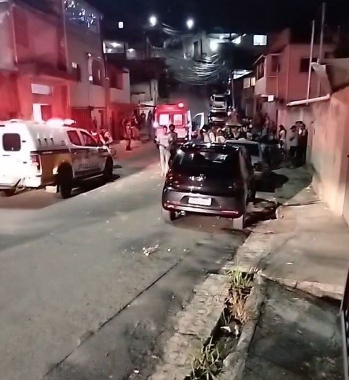 Homem sem CNH deixa adolescente dirigir, ela perde o controle e mata criança na Grande BH Homem sem CNH deixa adolescente dirigir, ela perde o controle e mata criança na Grande BH