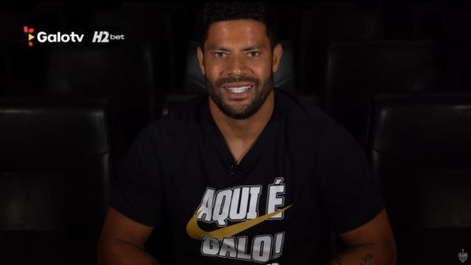 Hulk marcou três na goleada atleticana