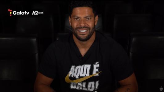 Hulk marcou três na goleada atleticana