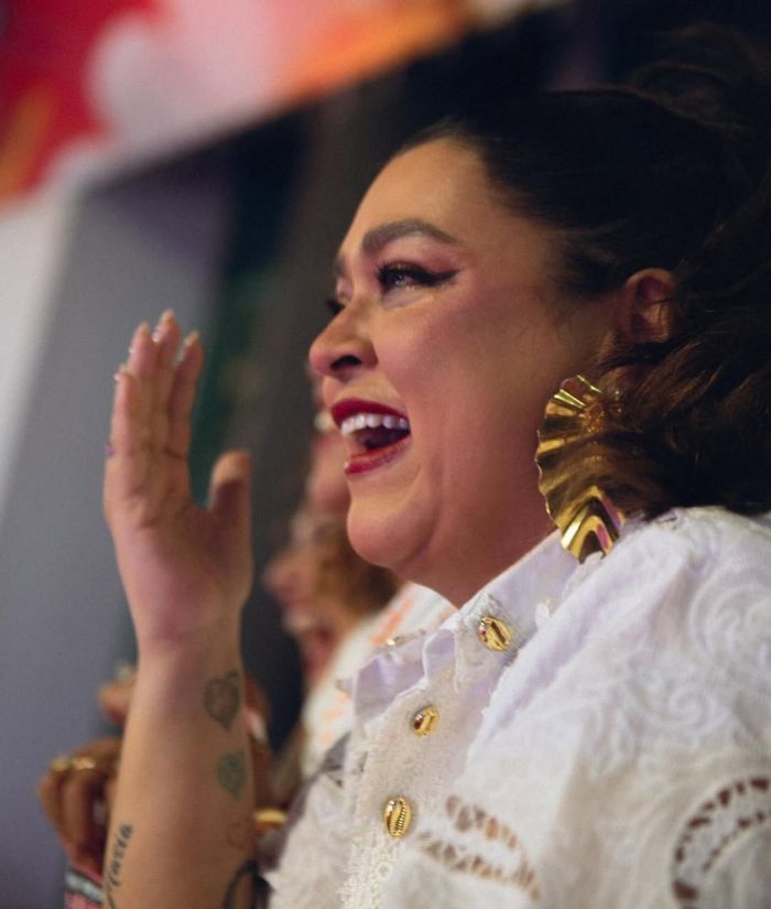 Preta Gil, emocionada no Carnaval de Salvador 