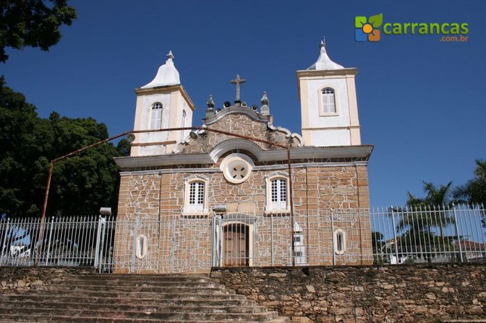 Igreja em Carrancas, a Terra das Cachoeiras
