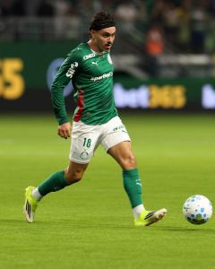 Mauricio foi titular do Palmeiras contra o Mirassol