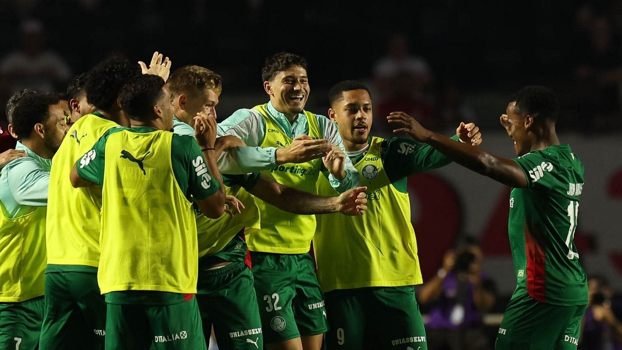 Jogador do Palmeiras é eleito a terceira pior contratação da Premier League