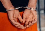 Dentista é preso suspeito de estupro de crianças e adolescentes no Paraná