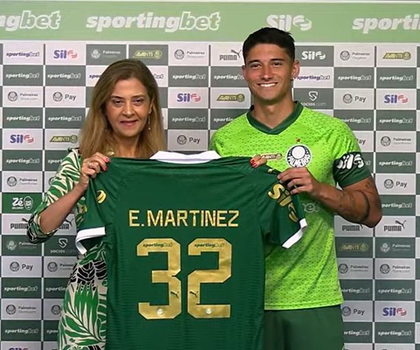 Emiliano foi apresentado ao lado da presidente Leila Pereira