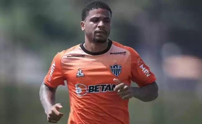 Alvo do Palmeiras, Micael passou pelo Atlético