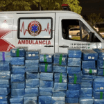 Ambulância do tráfico é descoberta com 1,5 tonelada de maconha