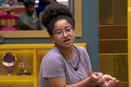 Milena levou invertida durante evento