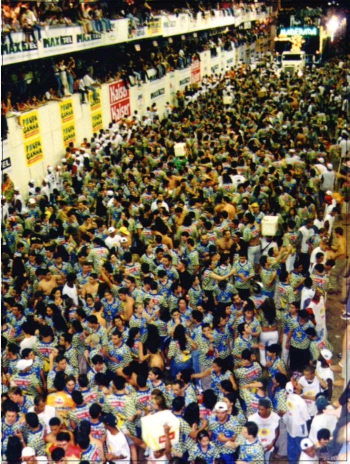 Reencontro dos blocos do Carnabelô abre oficialmente o Carnaval de BH em 2026
