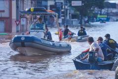 Fotos da Prefeitura de Porto Alegre da tragédia no Rio Grande do Sul após fortes chuvas