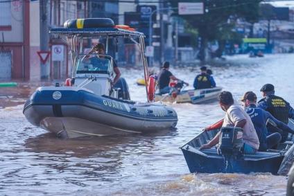 Fotos da Prefeitura de Porto Alegre da tragédia no Rio Grande do Sul após fortes chuvas