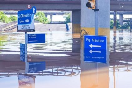 Fotos da Prefeitura de Porto Alegre da tragédia no Rio Grande do Sul após fortes chuvas