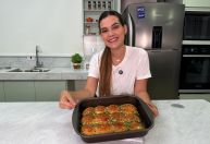 Pãozinho caseiro com manteiga e ervas, simples e saboroso ao mesmo tempo; confira a receita