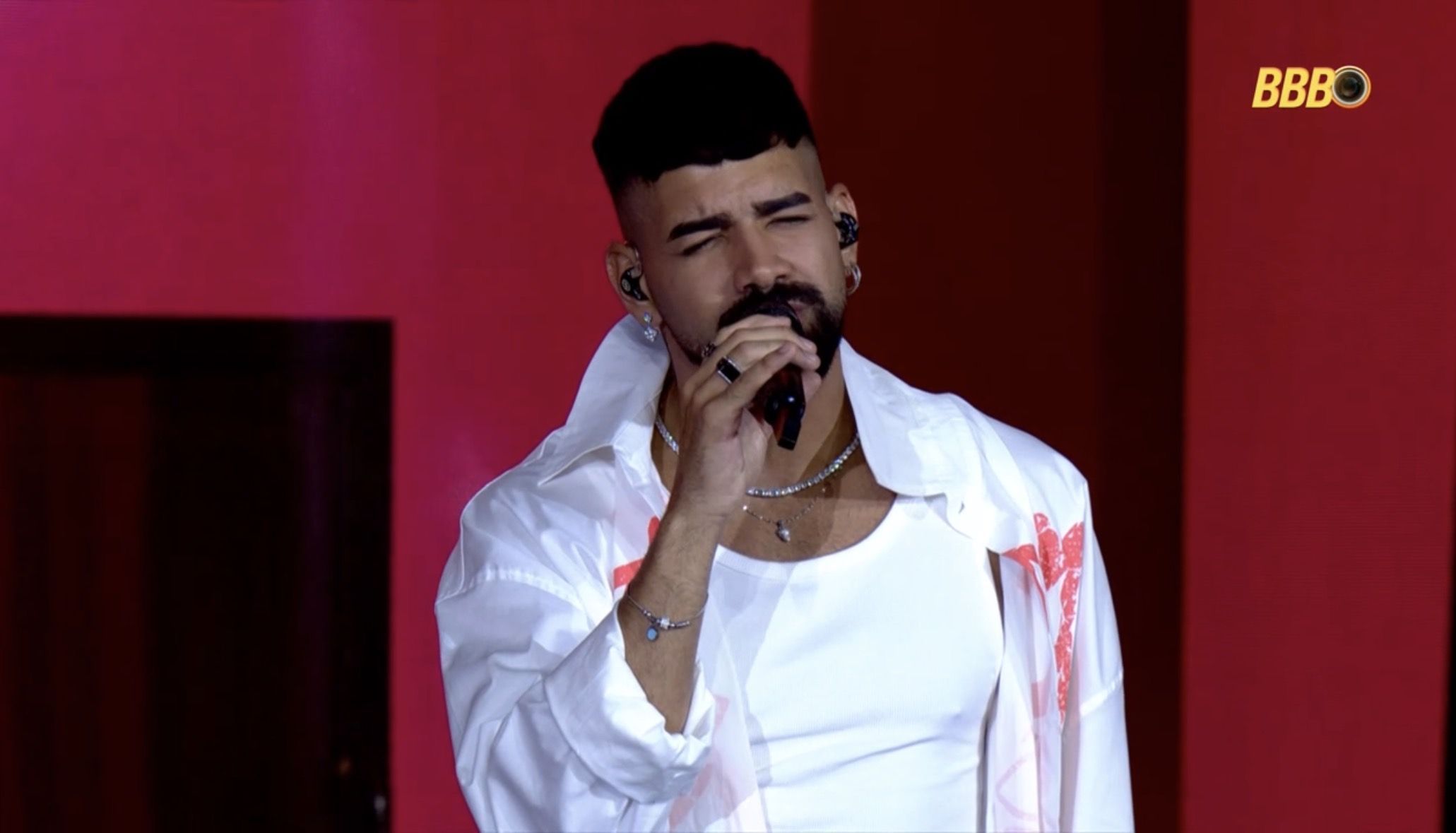 Dilsinho entra no BBB 26 e manda recado para participantes: 'Guerreiros'