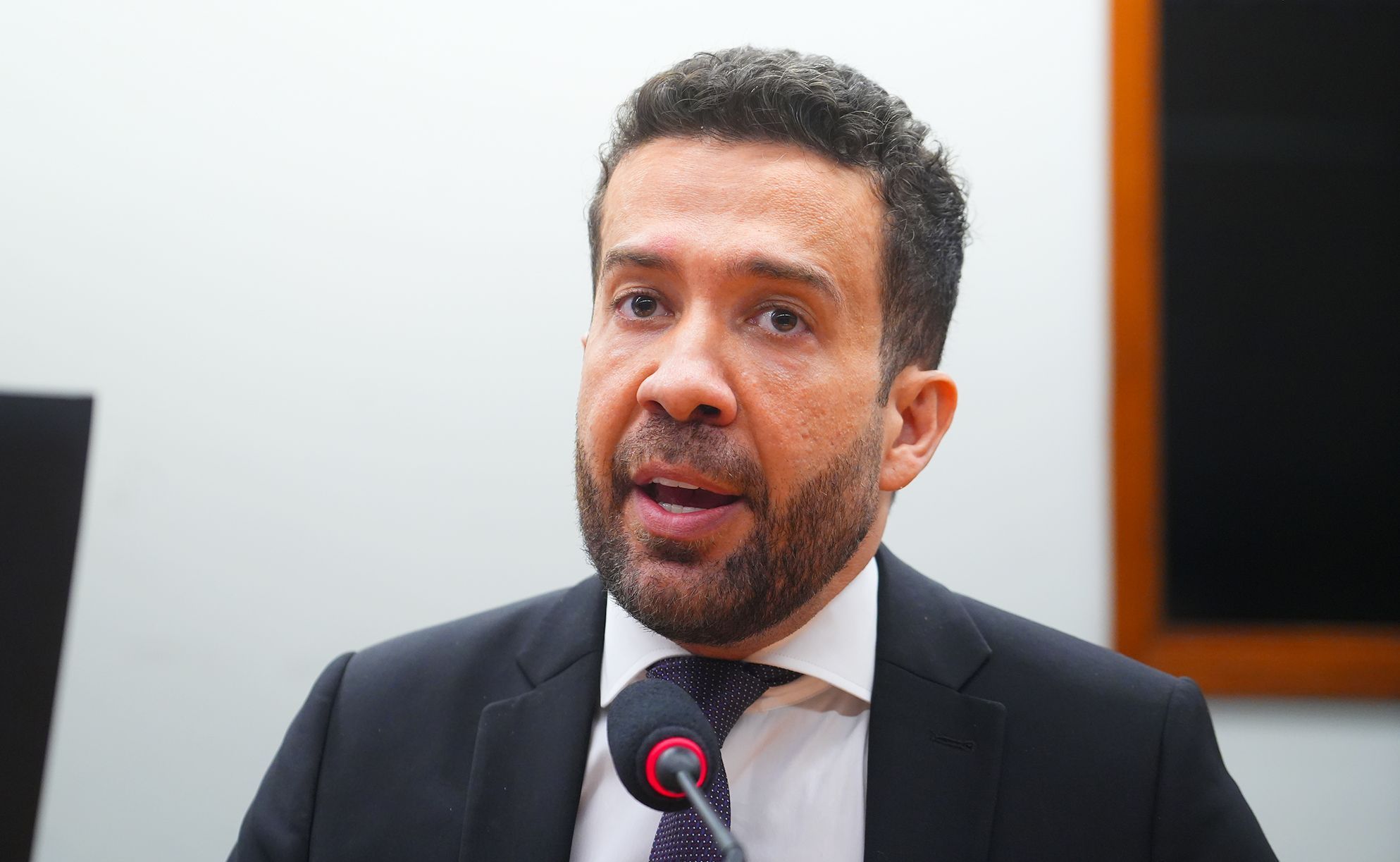 Janones pode ser expulso da OAB-MG após três infrações ético-disciplinares