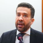 Janones é expulso da OAB-MG após três infrações ético-disciplinares