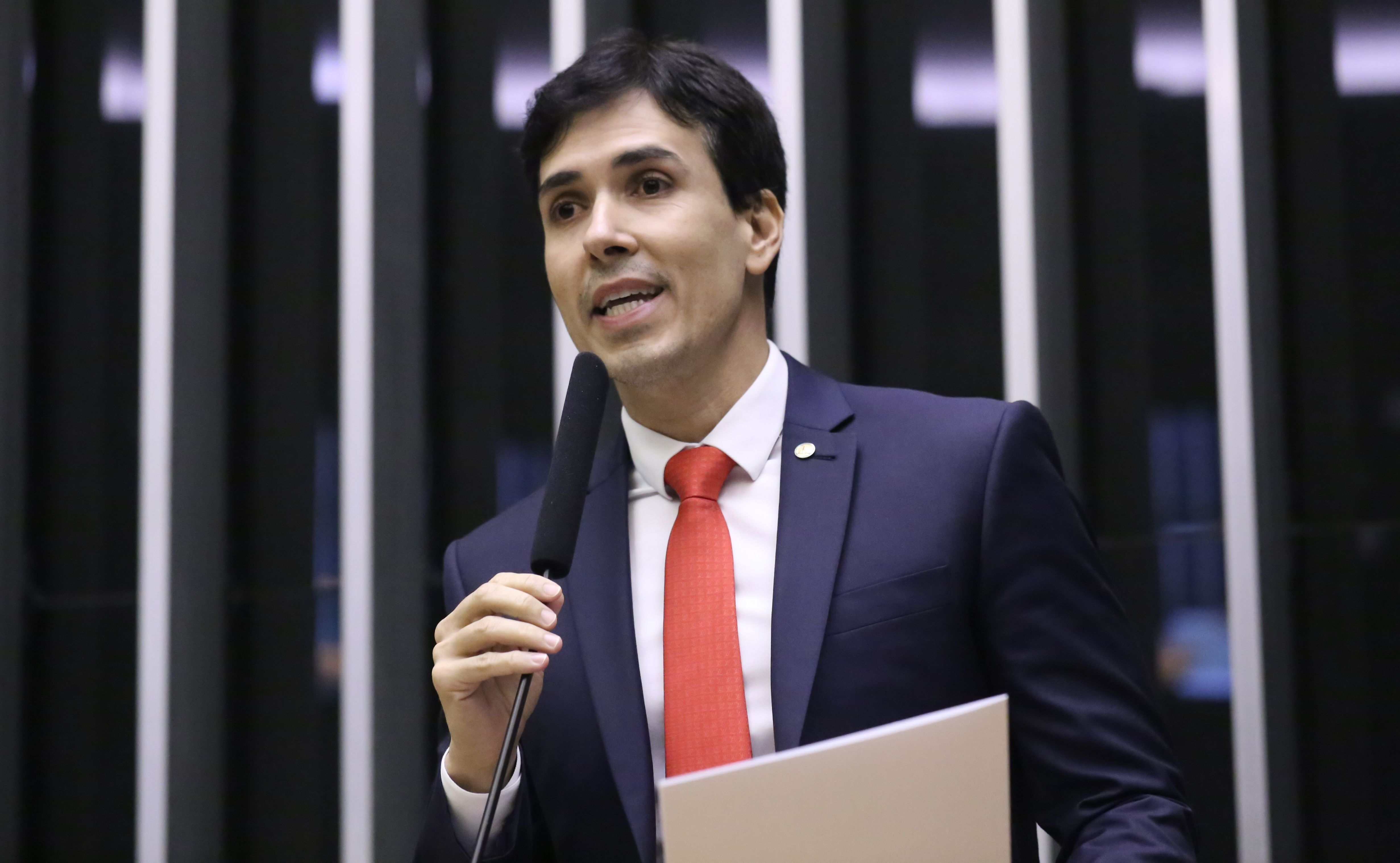 Deputado mineiro tem pedido de indiciamento incluído no relatório da CPMI do INSS