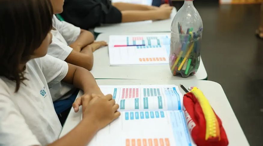 Prévia da inflação sobe para 0,84% em fevereiro, puxada pelas mensalidades escolares