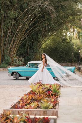 Isadora Murta viralizou por vídeo vestida de noiva
