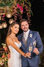 Isadora Murta viralizou por vídeo vestida de noiva