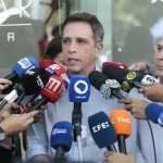 Pneumonia de Bolsonaro é a mais grave entre internações recentes, diz médico