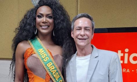 Jade Hwskaier Miss Brasil Gay 2025 e André Pavam, diretor artístico e coordenador nacional do concurso,
