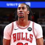 Time da NBA dispensa jogador após comentários homofóbicos