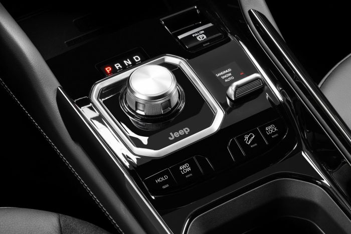 Jeep Commander Blackhawk