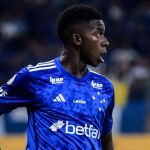 Cruzeiro anuncia renovação de contrato com joia da base; veja detalhes