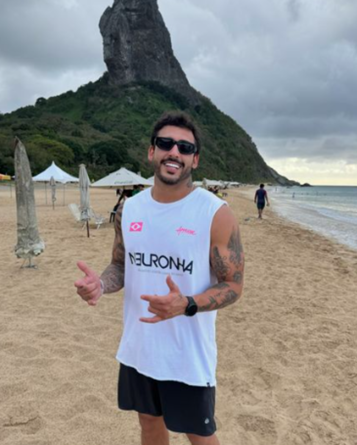 João Haddad, do 'De Férias com o Ex', é visto com novo affair um ano após morte da noiva