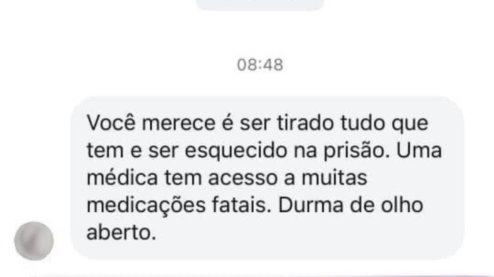 Cantor recebeu diversas ofensas