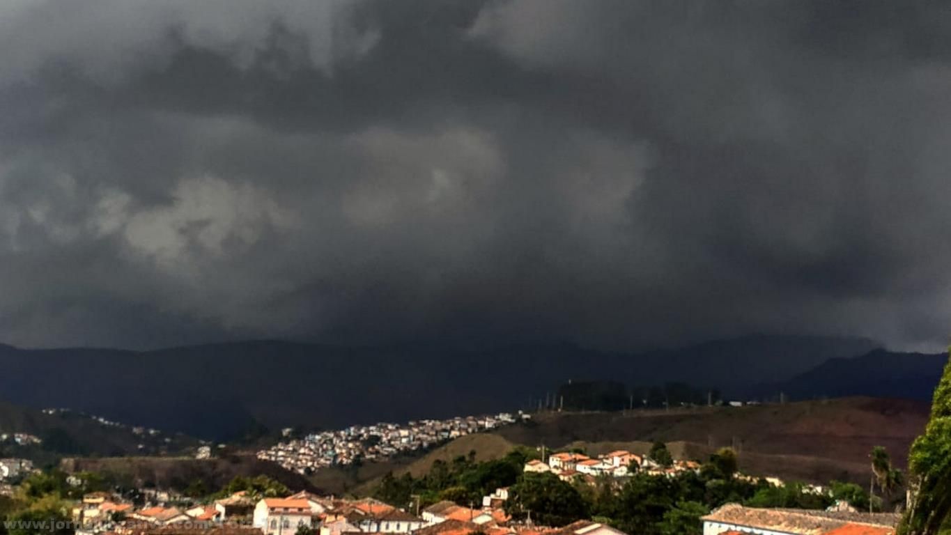 Temporal causa danos em Ouro Preto e distritos