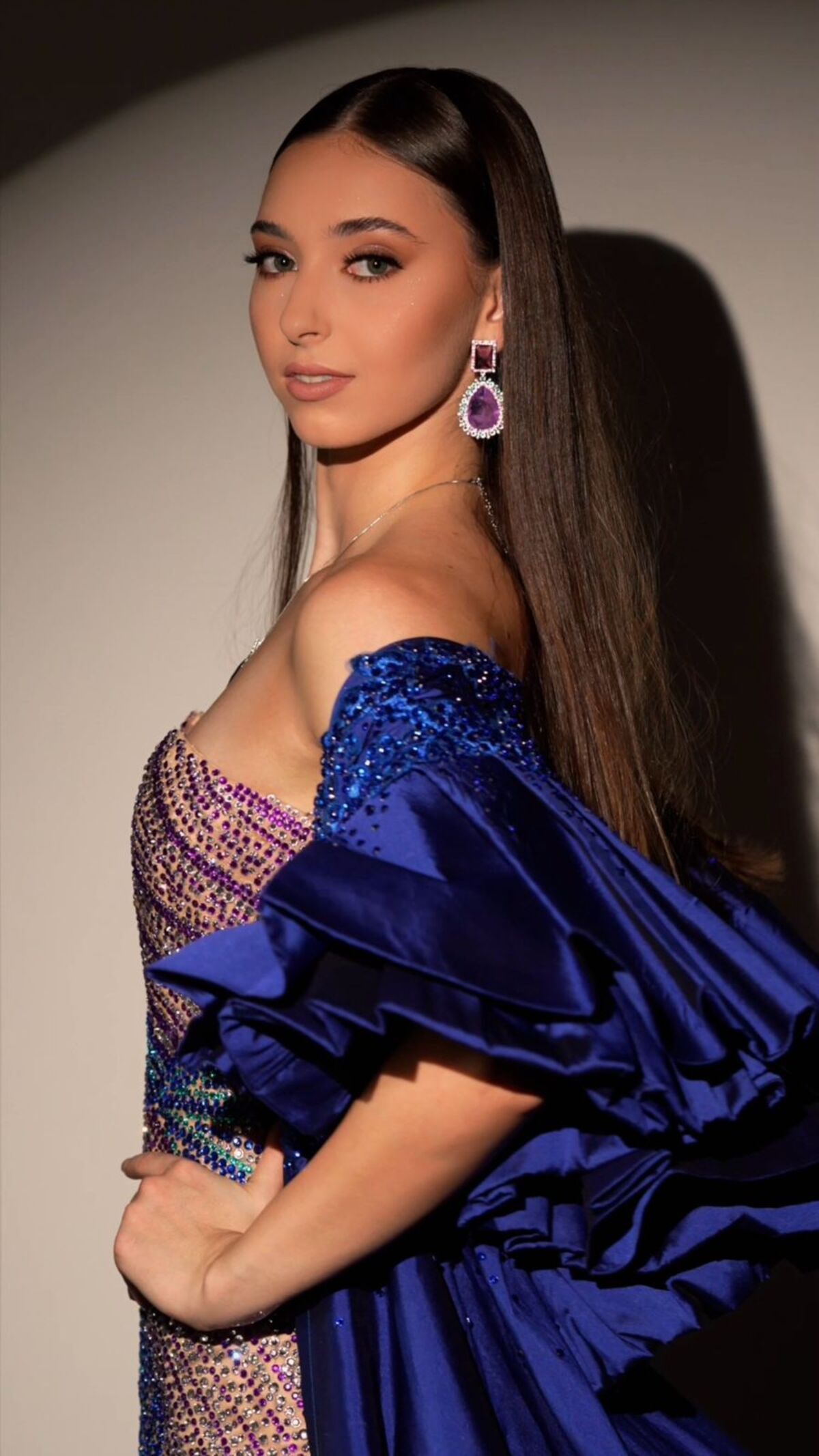 Miss Universe Minas Gerais 2025: conheça Júlia Franco, representante de Oliveira