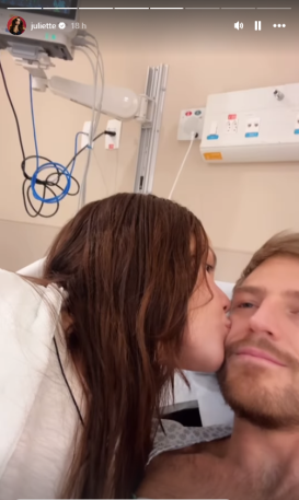 Juliette e Kaique no hospital