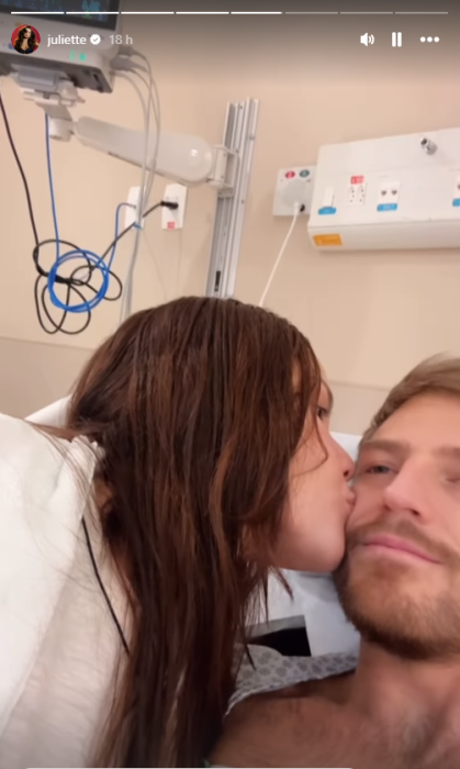 Juliette e Kaique no hospital