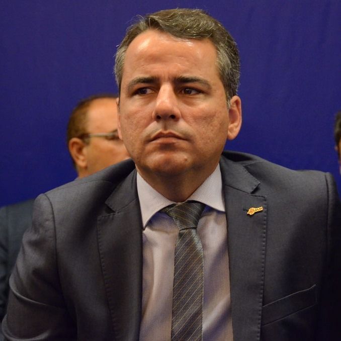 Julvan Lacerda (MDB), prefeito durante dois mandatos, também ficou de fora da prefeitura em Moema