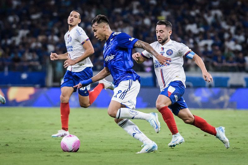 Cruzeiro empata com Bahia, continua fora do G6 e segue sem vencer na ‘era Diniz’