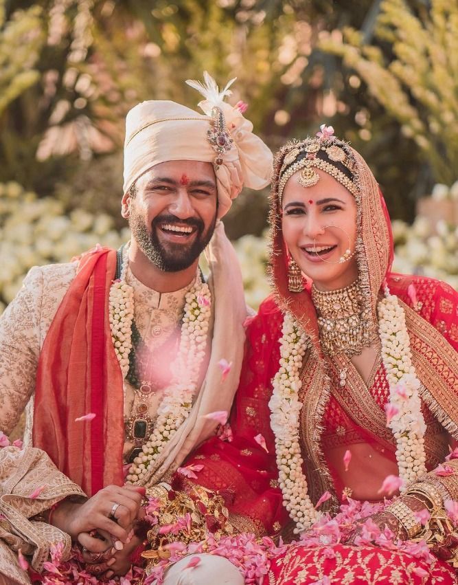 Katrina Kaif e o marido Vicky Kaushal, formado em engenharia, mas que também já trabalhou no cinema indiano por influência do seu pai, que é diretor de filmes de ação.