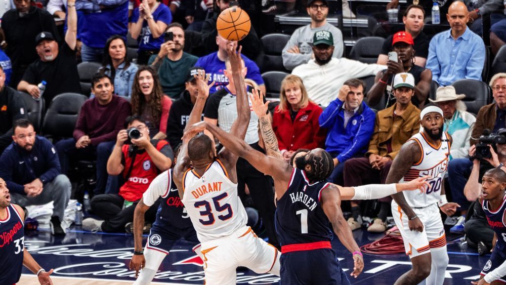 NBA: Durant decide, e Suns vencem na estreia de novo ginásio dos Clippers