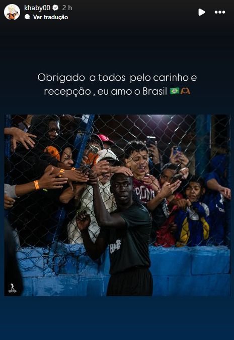 Khaby jogou uma partida de futebol em Americana (SP)